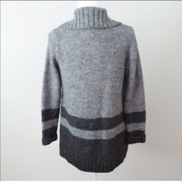 Like NEW! Talbots Grey Tweed  Wool Cardigan (Sp) - Picture 5 of 11